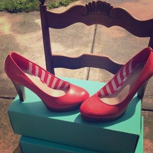 Miranda pump in coral